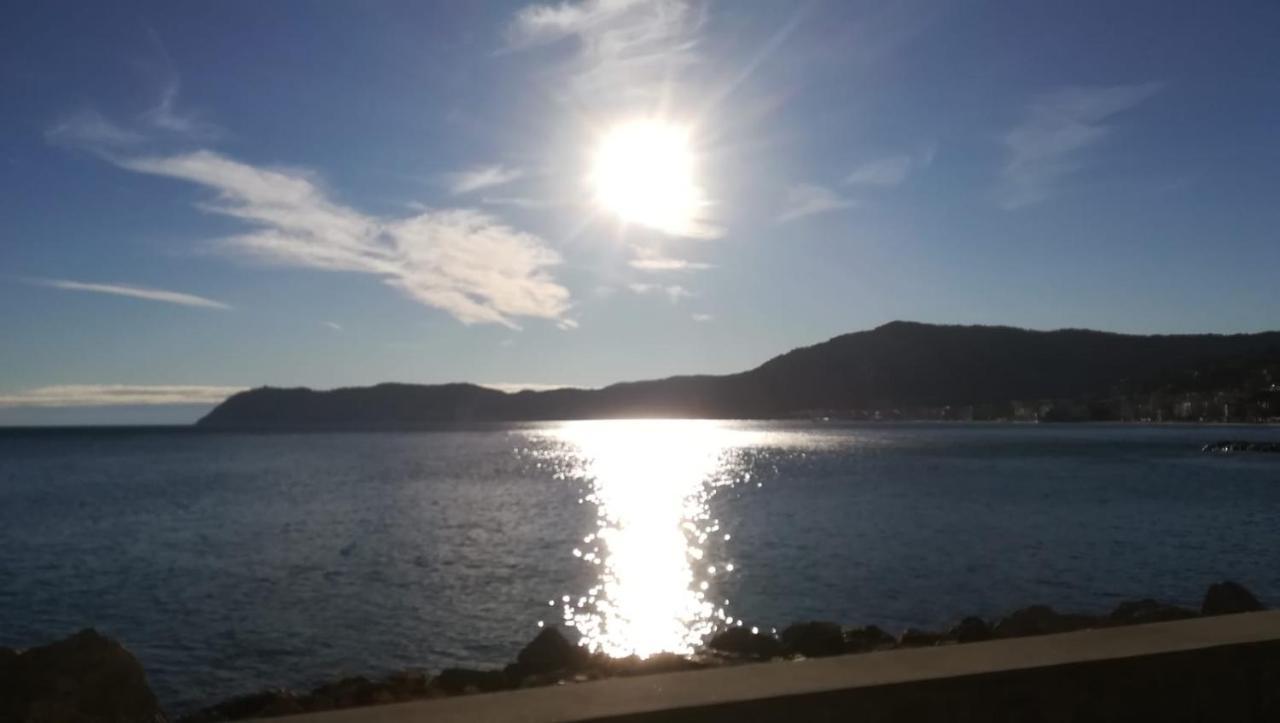 Cadorna Fronte Mare Alassio Exterior foto